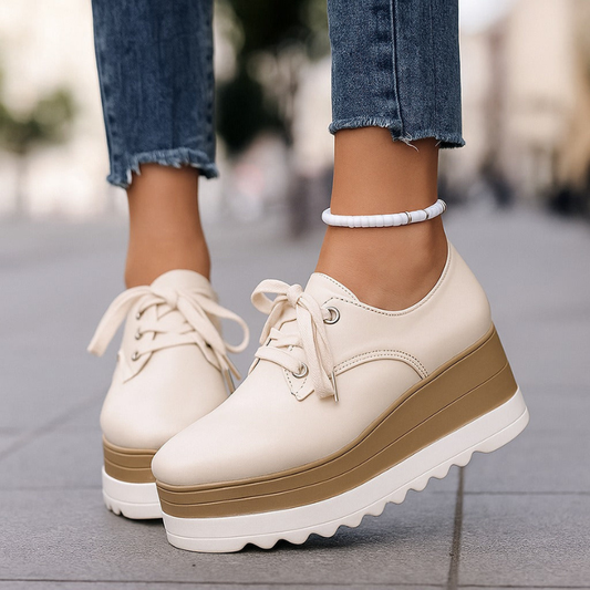 Adelise™ – Platåskor med snörning